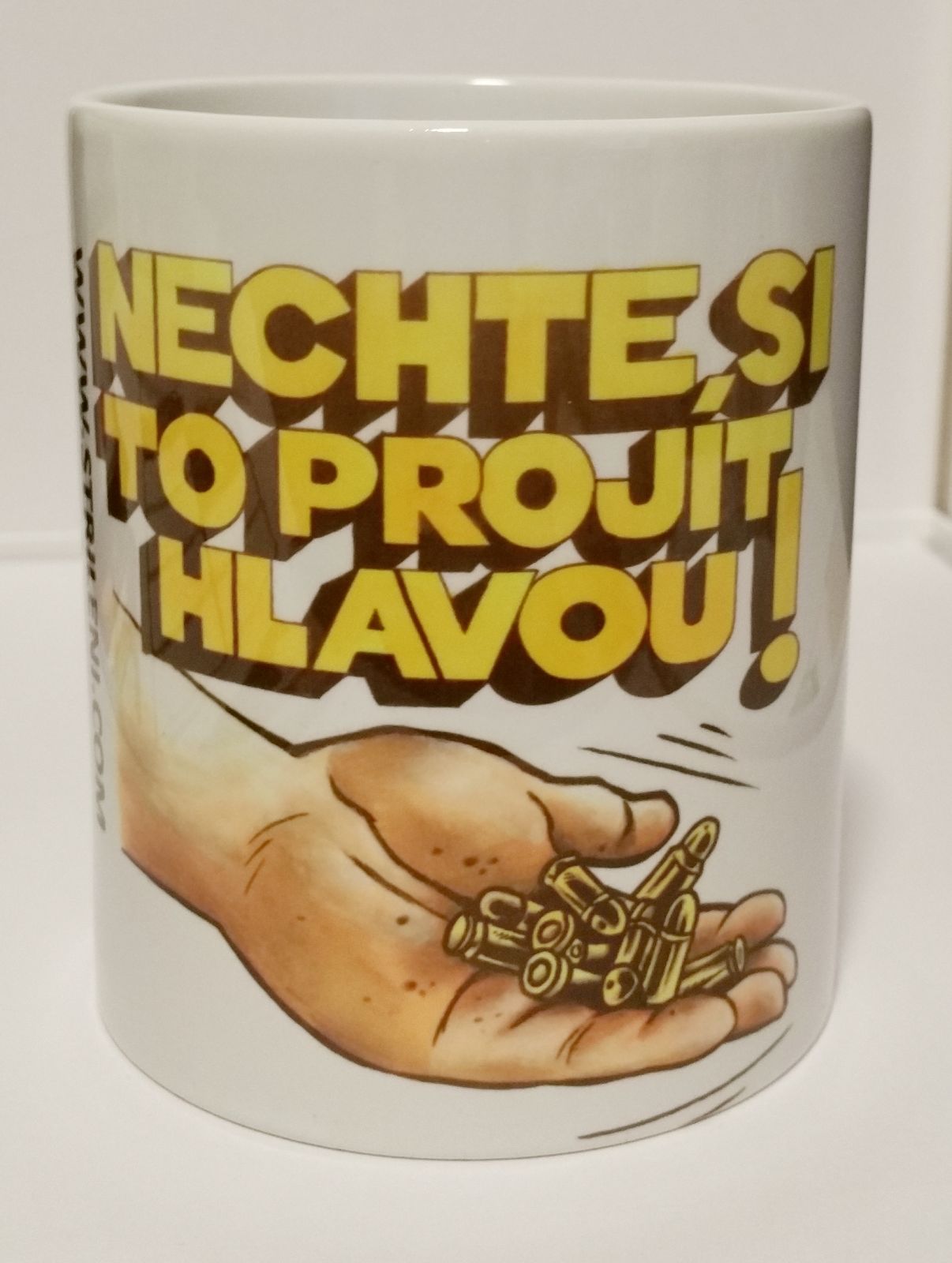 Hrnek "nechte si to projít hlavou"