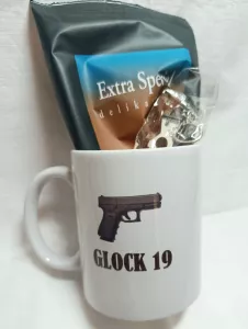 hrnek, káva, přívěsek